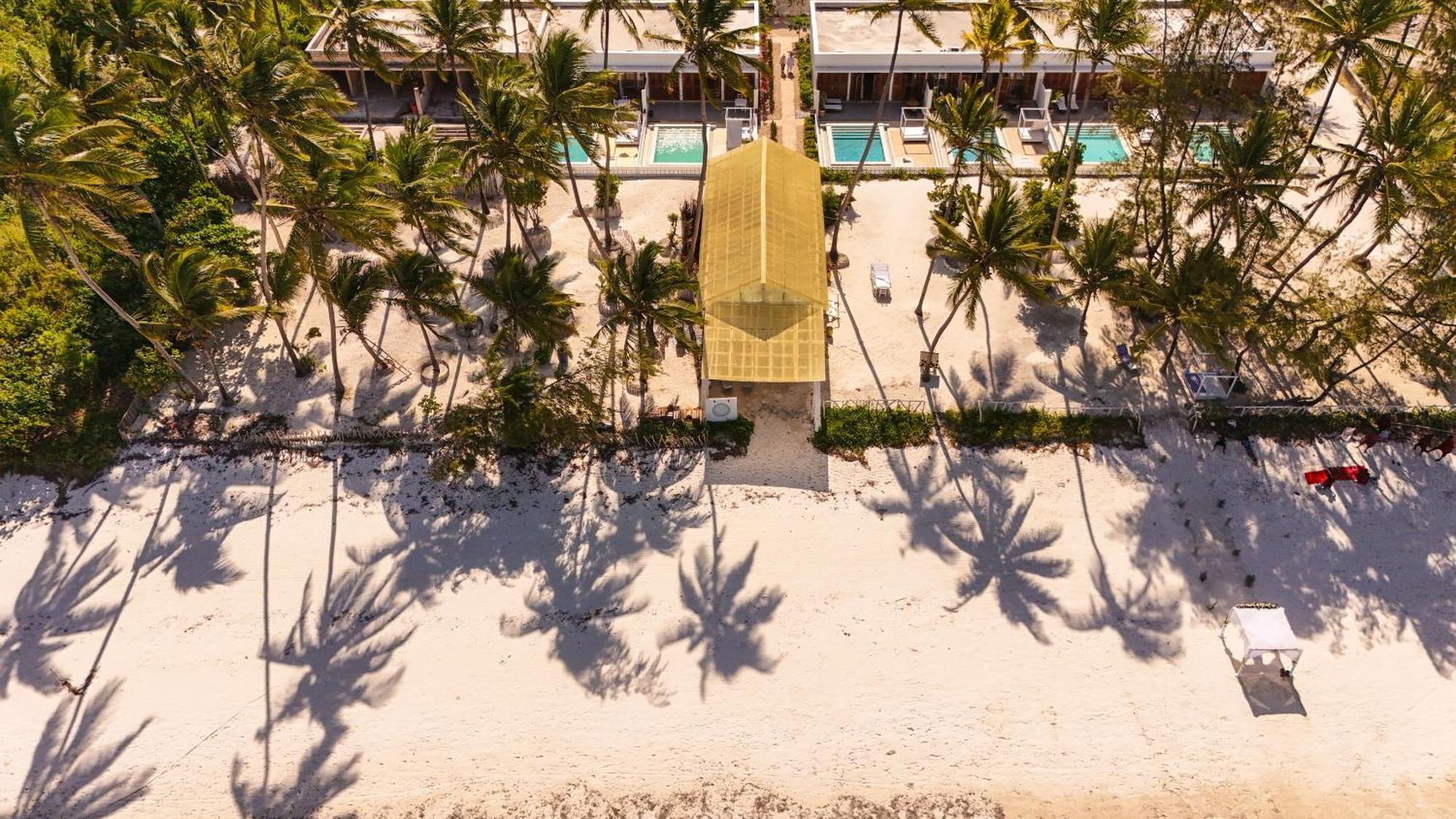 Pili Pili Orient Beach Resort Bwejuu Exterior foto
